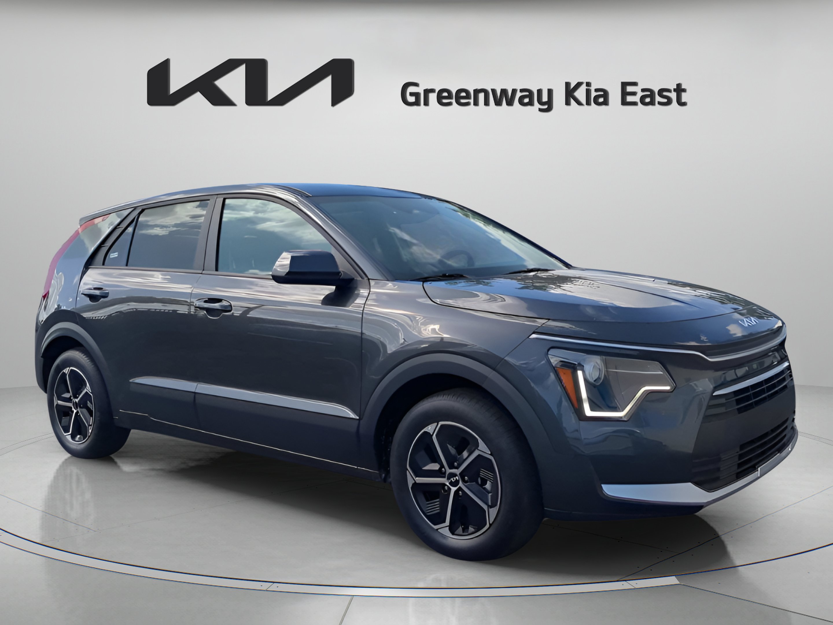 New 2026 Interstellar Gray Kia LX image 3