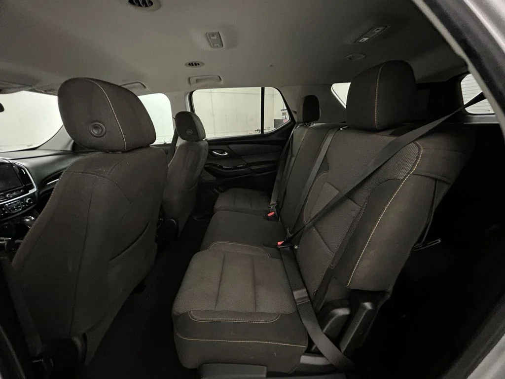 Used 2020 Silver Chevrolet LT image 19
