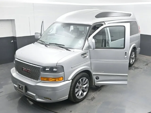 Used 2022 Silver GMC Work Van image 59