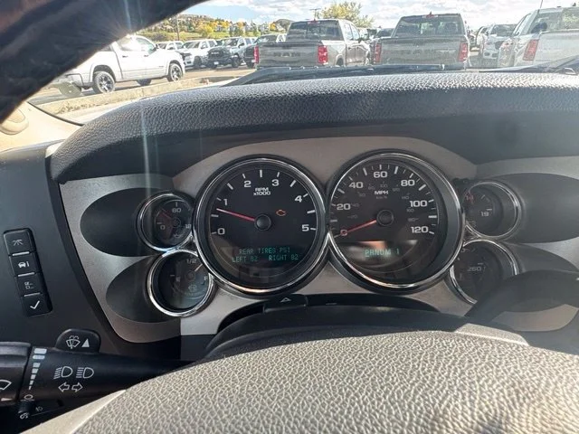 Used 2007 White Chevrolet LT image 31