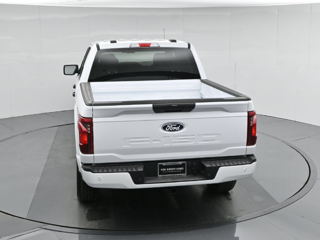 New 2026 Oxford White Ford STX image 39
