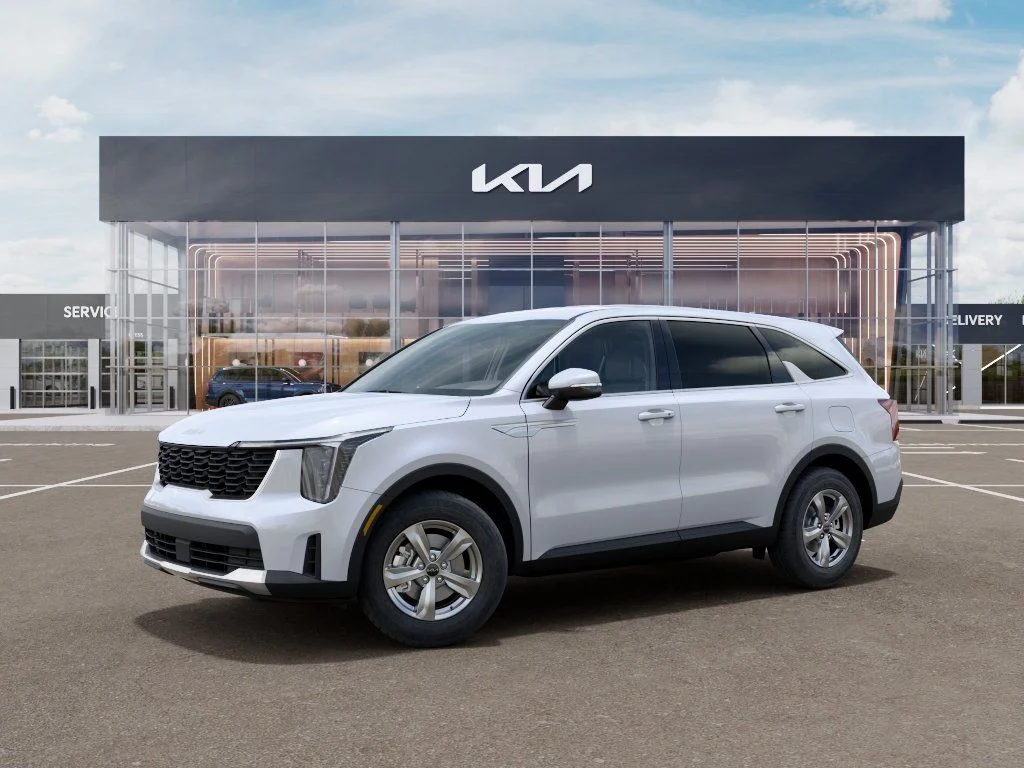 New 2026 Glacial White Pearl Kia LX image 2