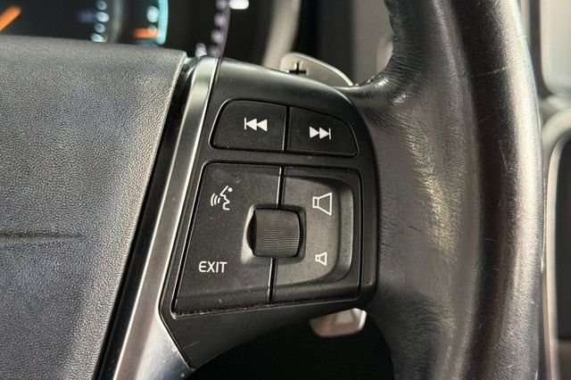 Used 2015 Gray Metallic Volvo T5 Premier image 33