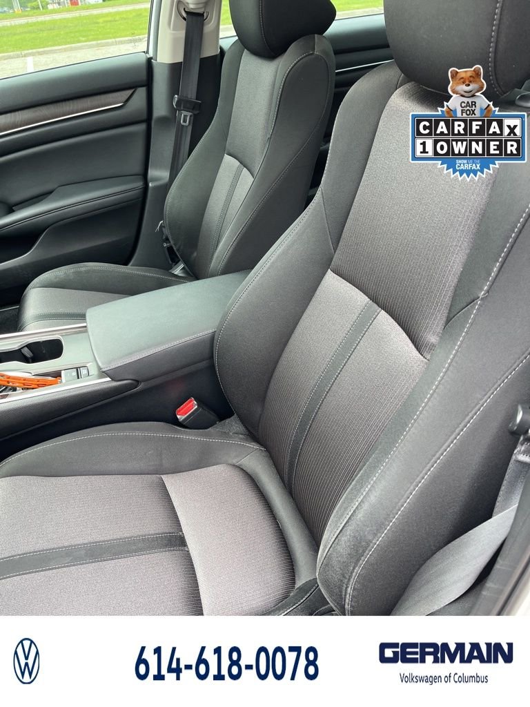 Used 2019 Platinum White Pearl Honda EX image 20
