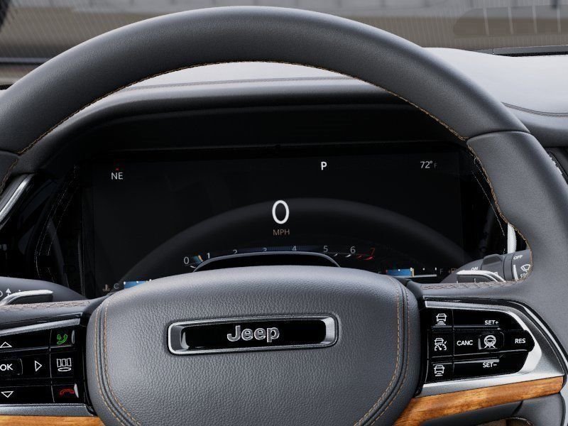 New 2026 Bright White Clear-Coat Exterior Paint Jeep Summit image 17