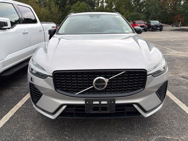 Used 2024 Silver Volvo Ultimate image 2
