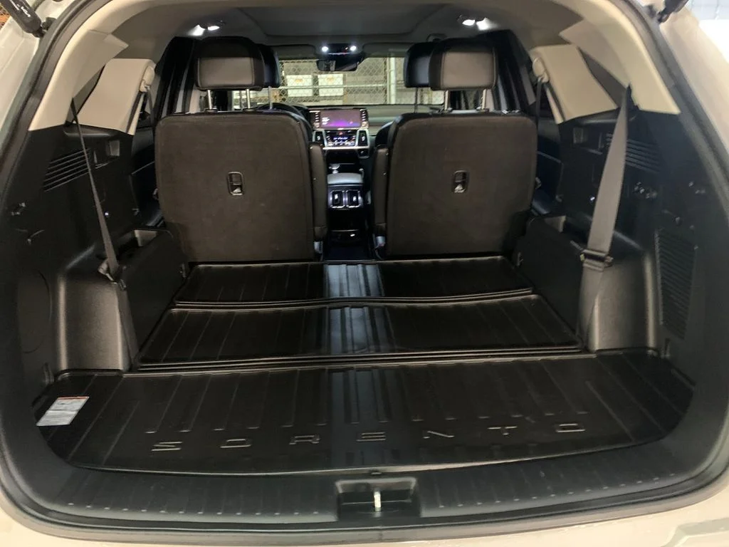 Used 2023 Gray Kia EX image 18