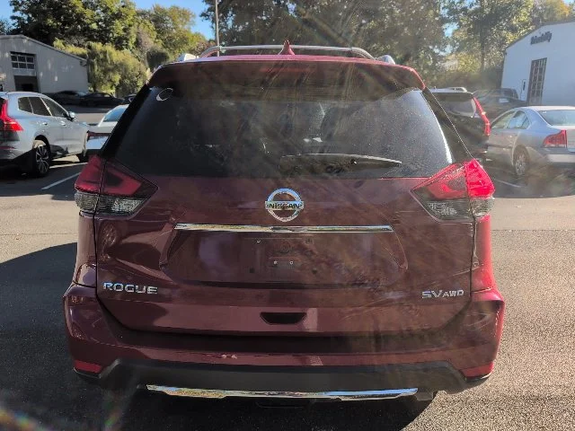 Used 2017 Red Nissan SV image 6