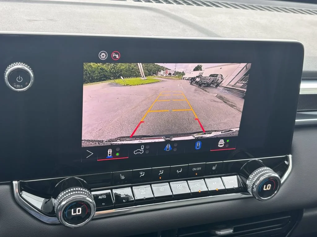 New 2026 Onyx Black GMC Elevation image 18
