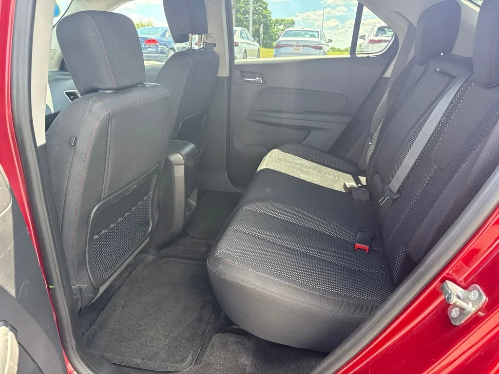 Used 2015 Crystal Red Tintcoat Chevrolet LT image 40