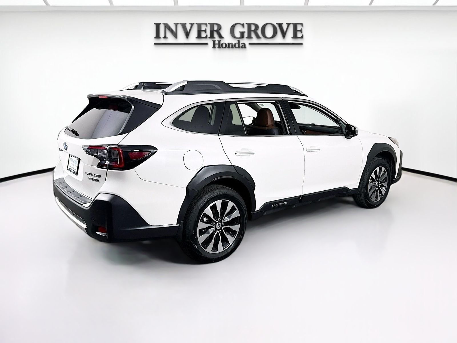 Used 2024 Crystal White Pearl Subaru Touring image 5