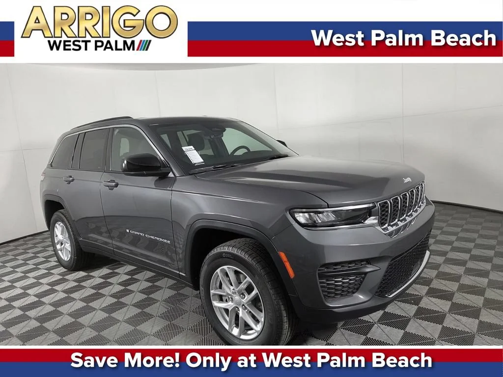 New 2026 Baltic Gray Metallic Clear-Coat Exterior Paint Jeep Laredo image 1