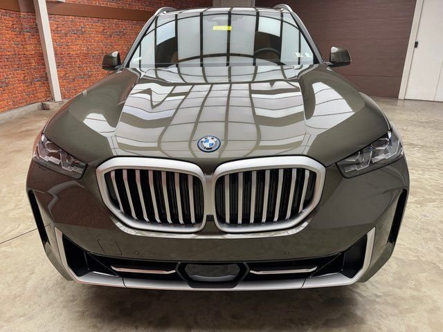 New 2026 Green BMW xDrive50e image 8