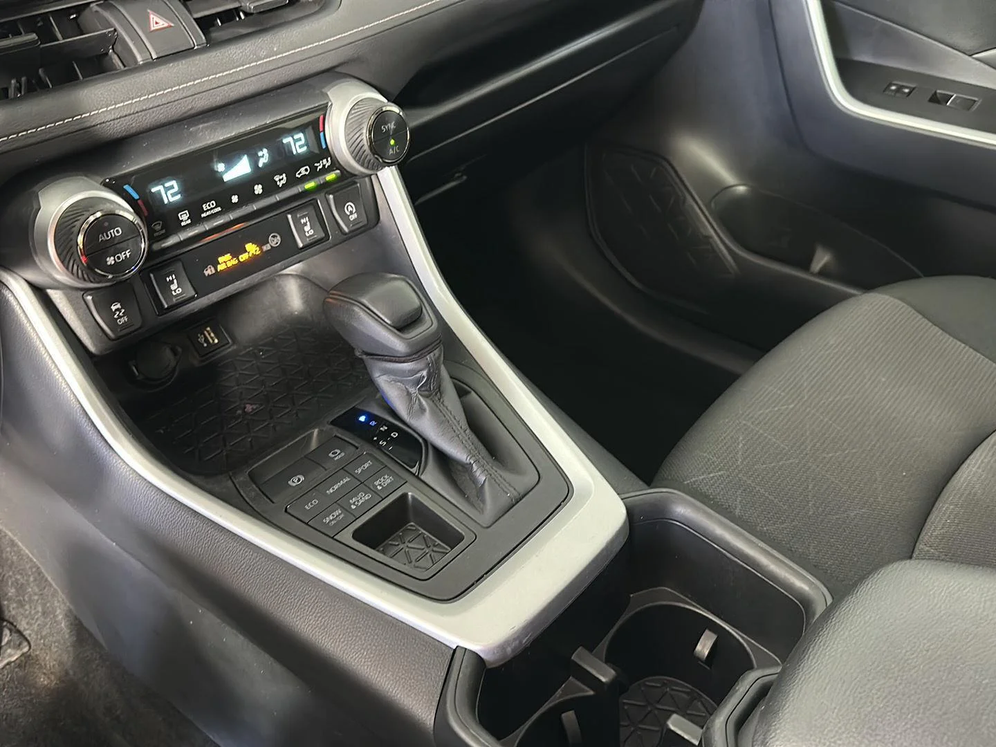 Used 2024 Blueprint Toyota XLE image 17