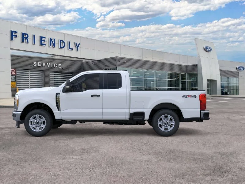 New 2026 Oxford White Ford F-250® XLT image 3