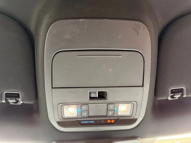 Used 2023 Agate Black Metallic Ford XLT image 21