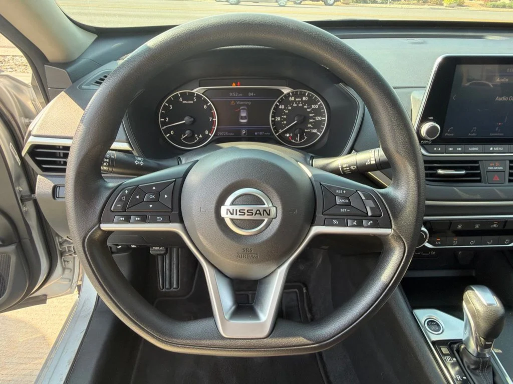 Used 2020 Silver Nissan 2.5 S image 11