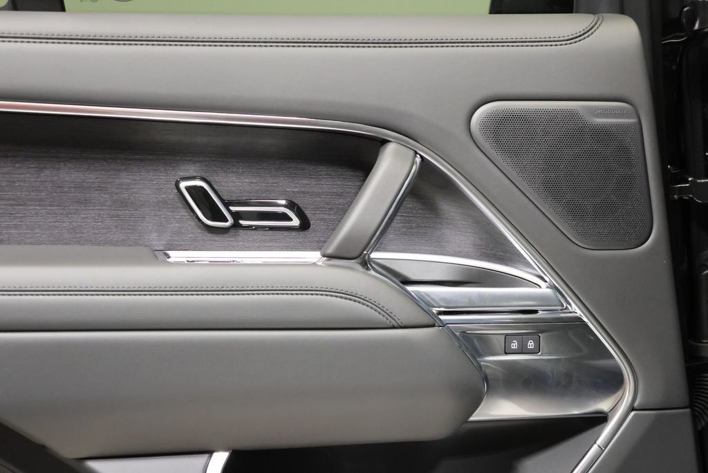 2026 Land Rover Range Rover SE - Photo 32