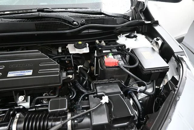 Used 2019 White Honda EX-L image 33