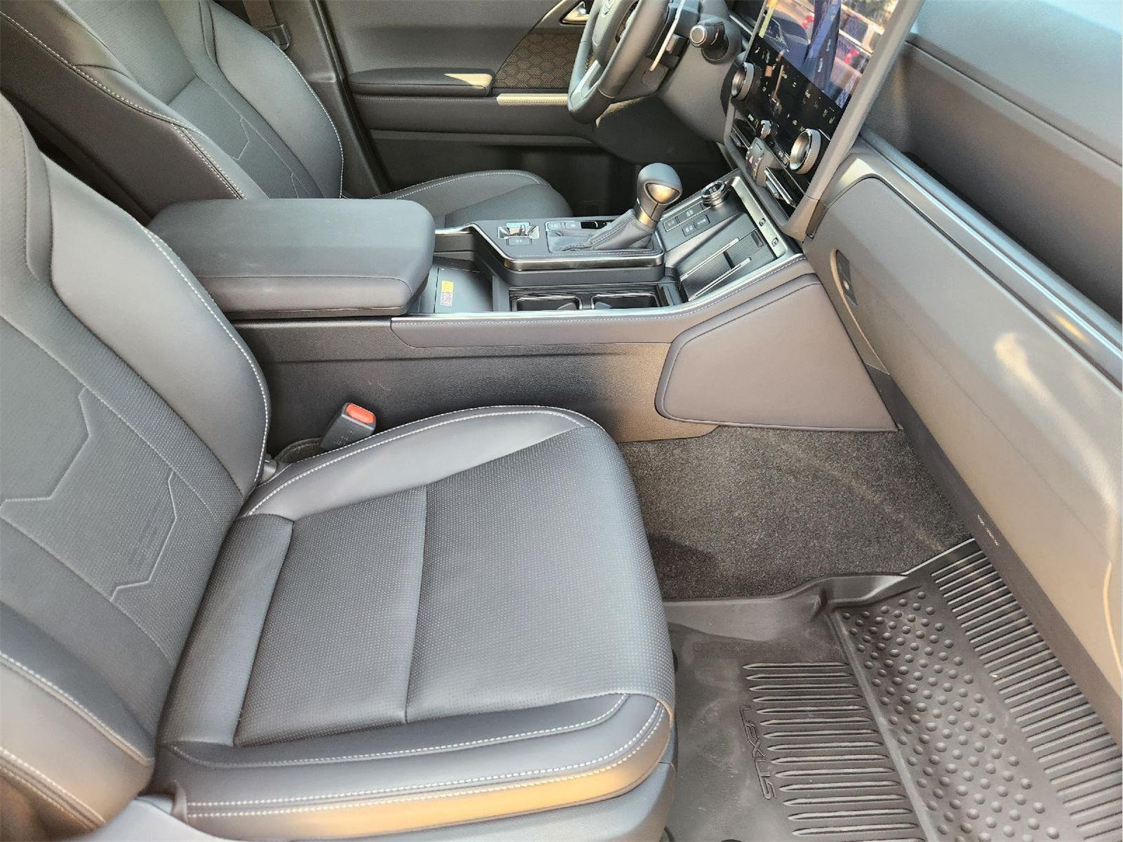 2026 Lexus GX GX 550 Luxury Black at Mossy Motors