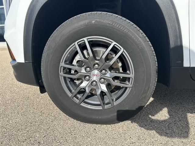 Used 2025 WHITE GMC FWD Elevation image 14