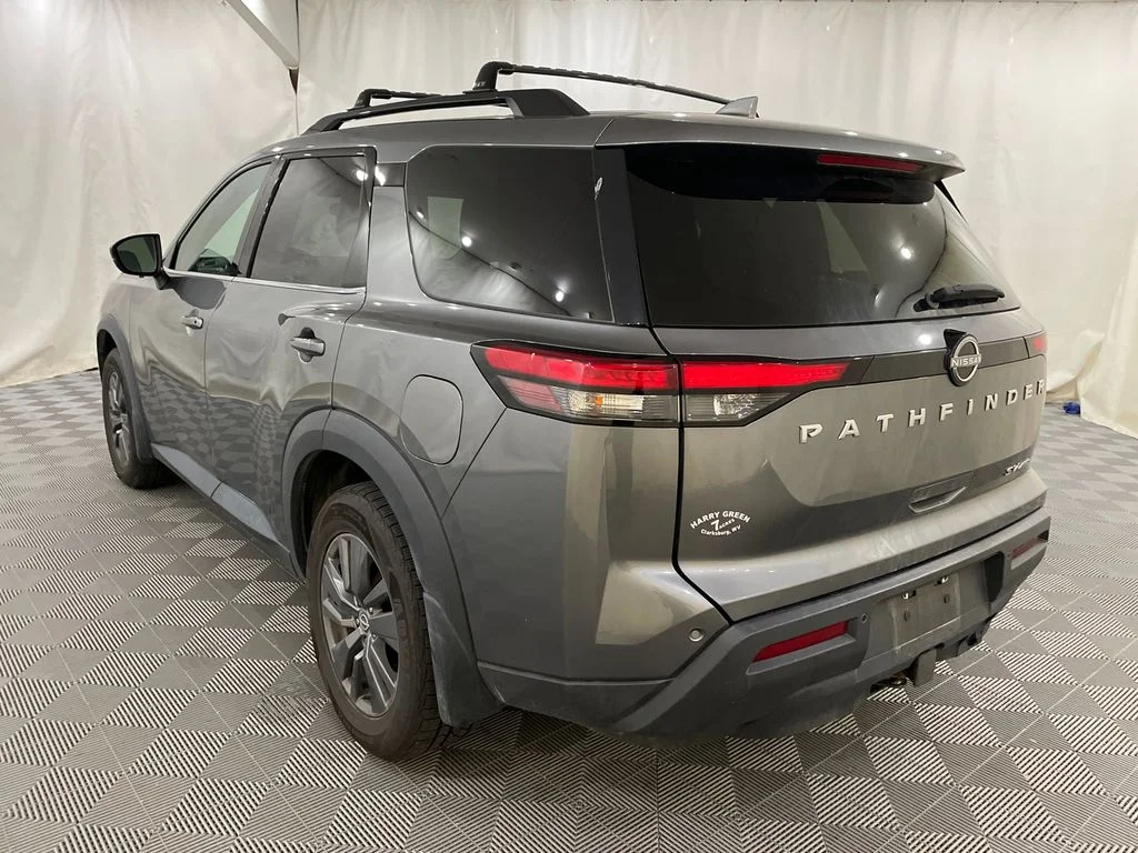 Used 2022 Gun Metallic Nissan SV image 9
