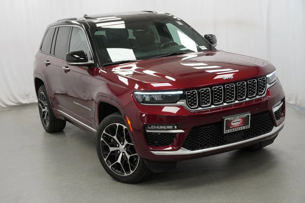 Used 2022 Red Jeep Summit Reserve 4xe image 8