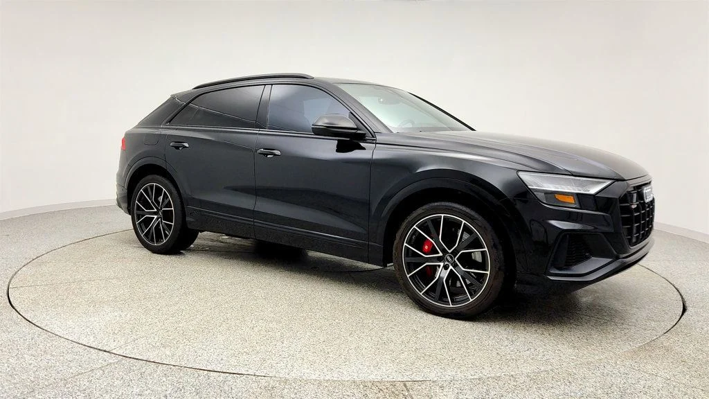 Used 2023 Mythos Black Metallic Audi Prestige 4.0 TFSI quattro with Sport, Black Optic & Luxury Pkgs image 3