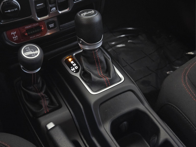 Used 2019 Black Jeep Unlimited Rubicon image 16