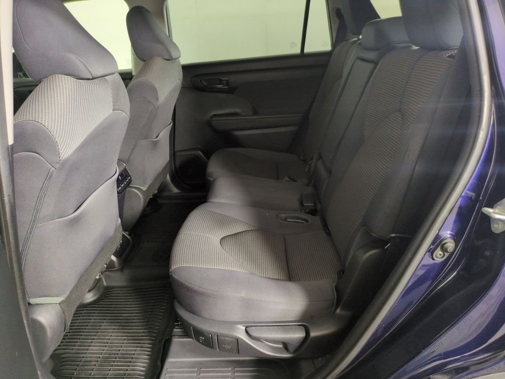 Used 2020 Blueprint Toyota LE image 25