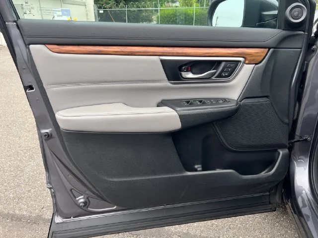 Used 2018 Modern Steel Metallic Honda EX-L image 15