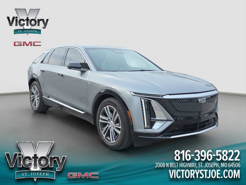 2024 Cadillac Lyriq Luxury 1