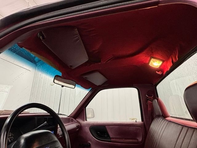 Used 1993 Red Ford  image 17