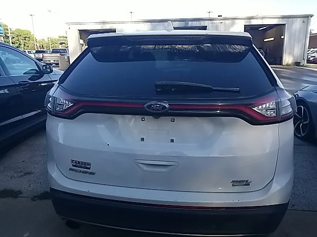 Used 2018 White Ford SEL image 32