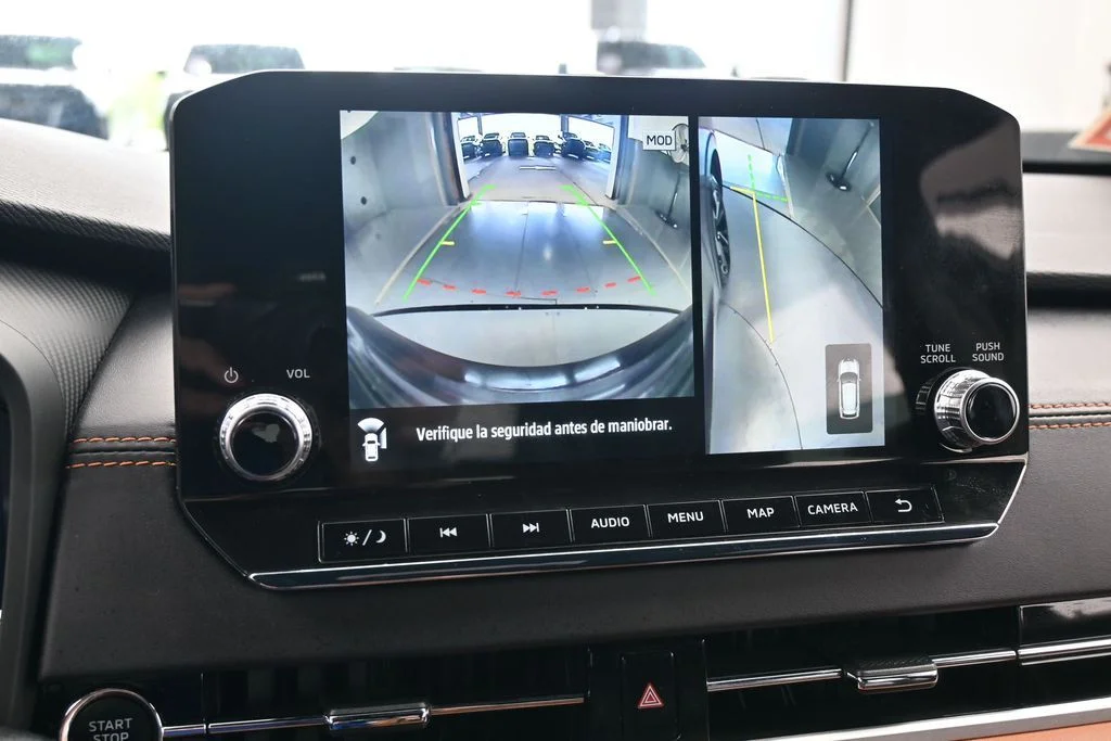 Used 2022 Black Mitsubishi SEL image 27