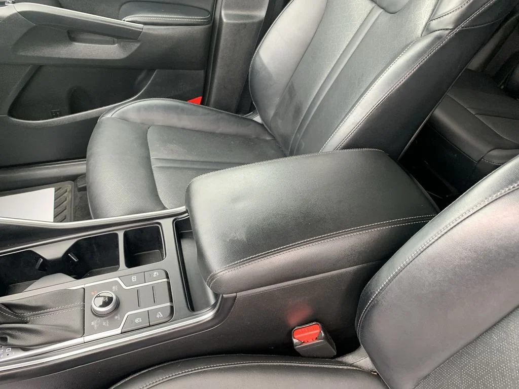 Used 2021 Silver Kia S image 13