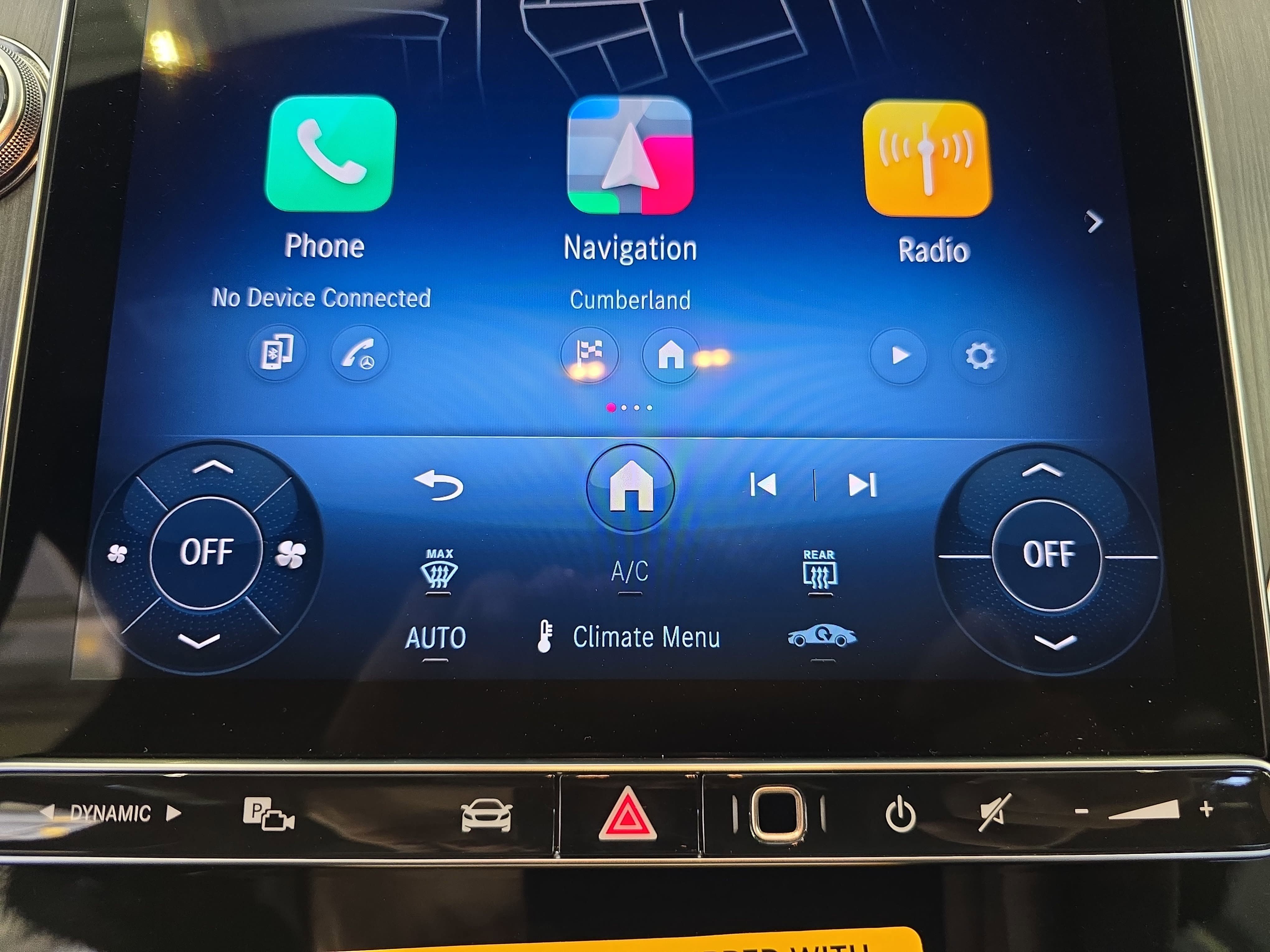 New 2026 Graphite Grey Metallic Mercedes-Benz GLC300 image 23