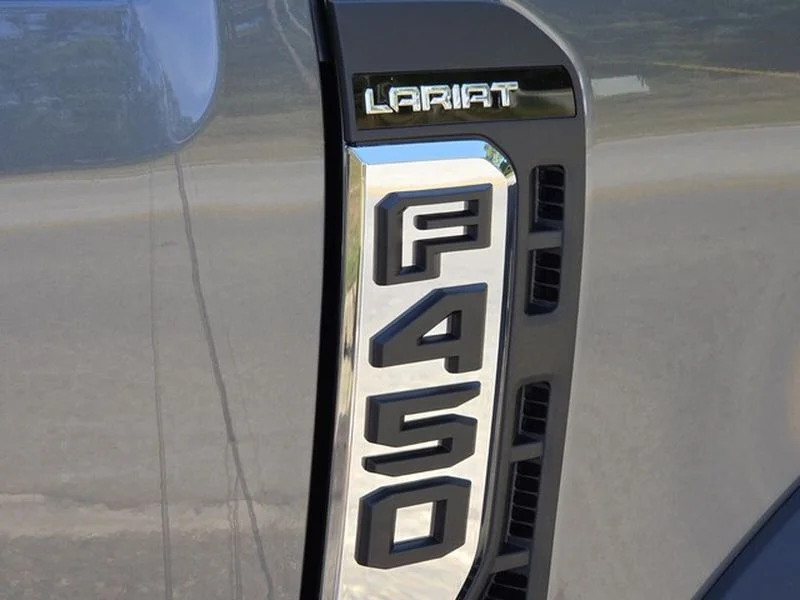 New 2026 Carbonized Gray Metallic Ford F-450® LARIAT® image 16