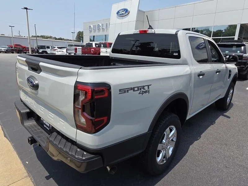New 2026 Avalanche Ford XLT image 14