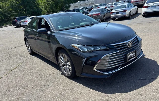 2019 Toyota Avalon XLE