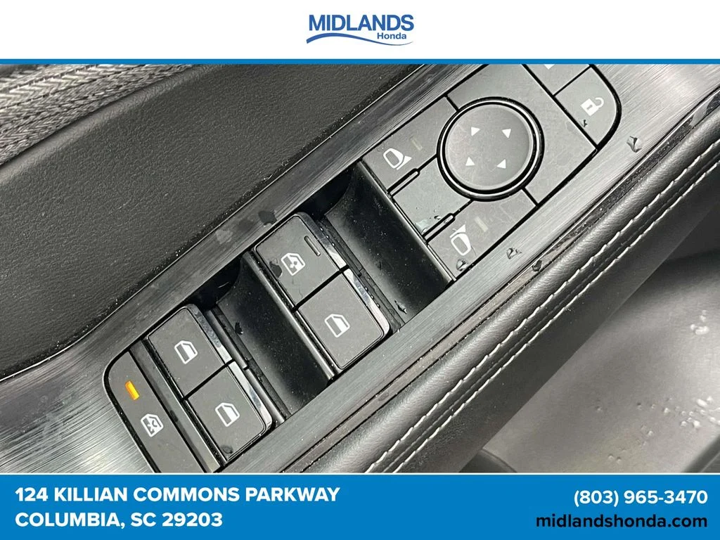 Used 2023 Gun Metallic Nissan SV image 17