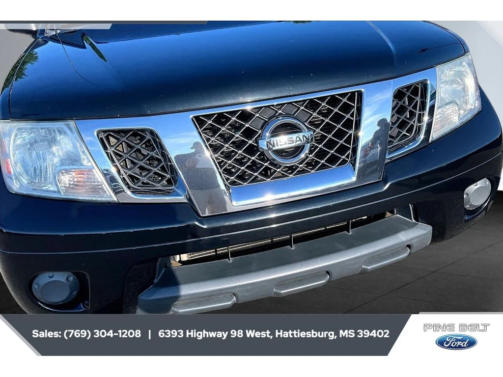 Used 2019 Magnetic Black Pearl Nissan SV image 5