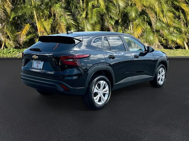 Used 2025 Black Chevrolet LS image 5