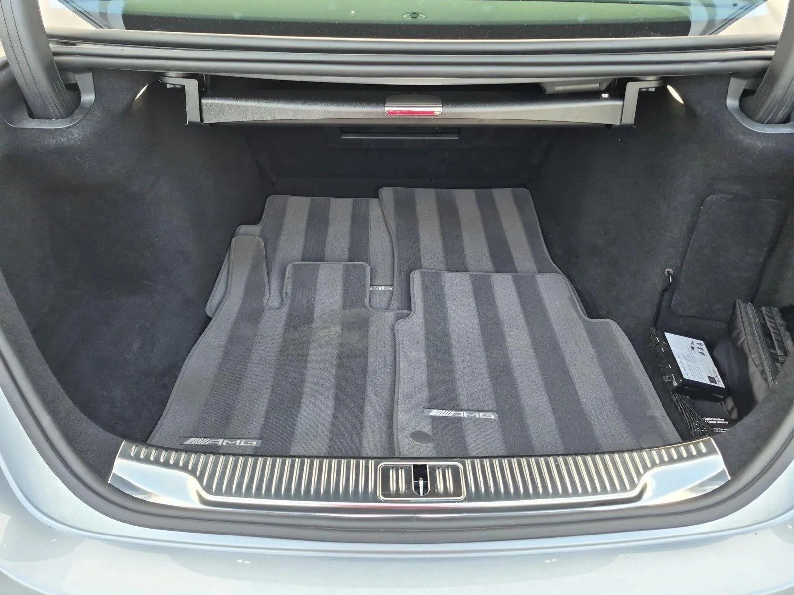 Used 2022 Cirrus Silver Mercedes-Benz S 580 image 6