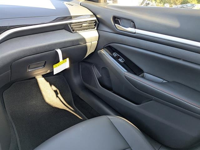 New 2025 Gray Sky Pearl Nissan SR image 17