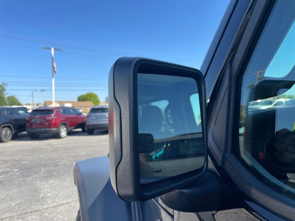 Used 2025 Black Jeep Rubicon image 14