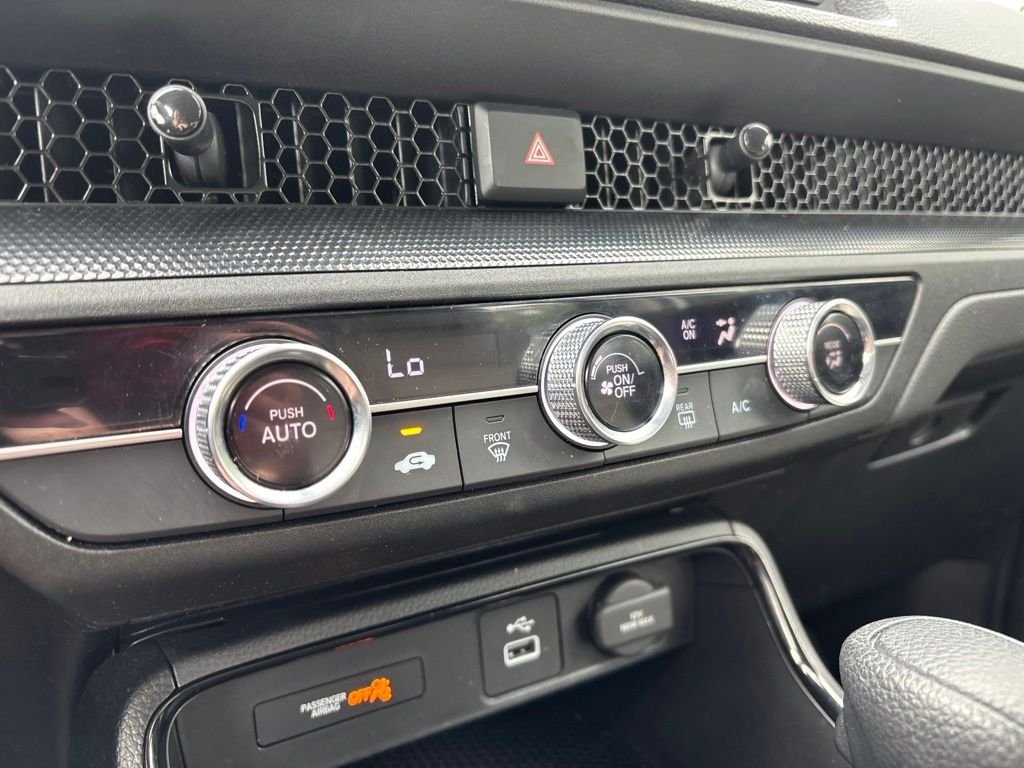 Used 2023  Honda LX image 27