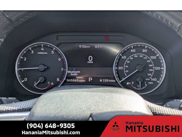 Used 2023 Silver Mitsubishi SE Special Edition image 30