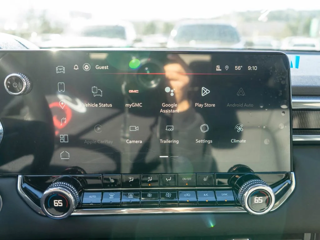 New 2026 Onyx Black GMC Elevation image 21