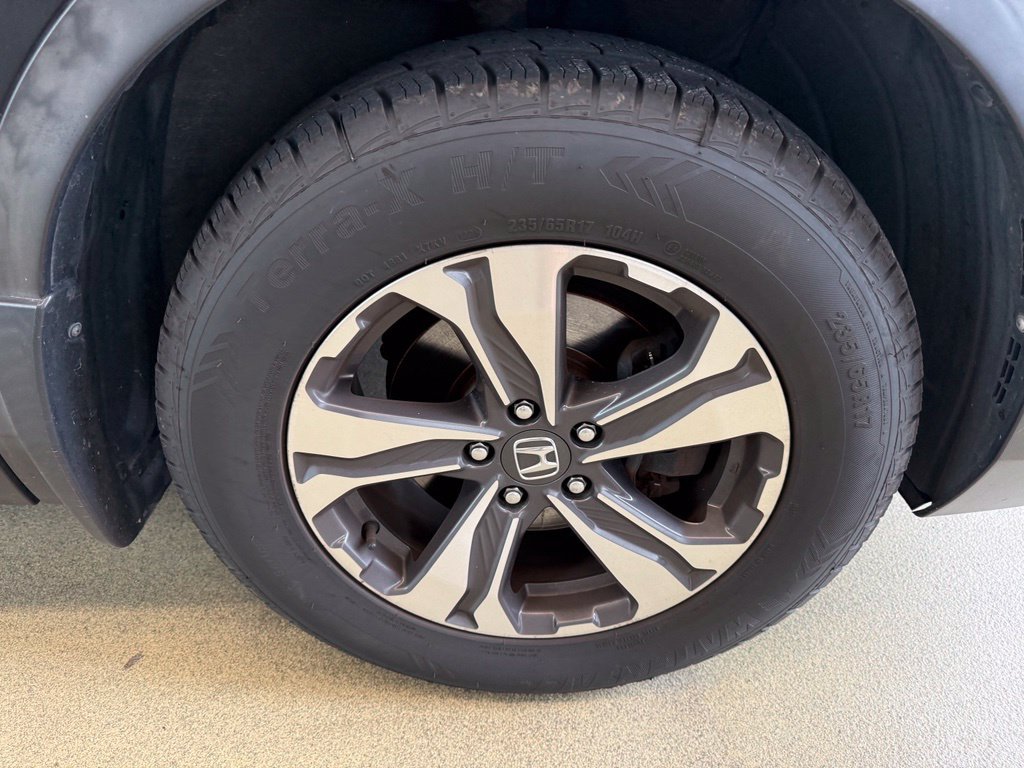 Used 2018 Black Honda LX image 7